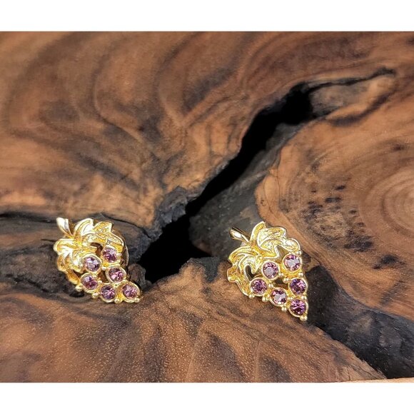 Vintage Avon Grape Cluster Rhinestone Earrings - Picture 14 of 14